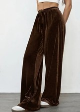 Pantalons En Velours