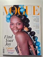 Magazine mode fashion VOGUE