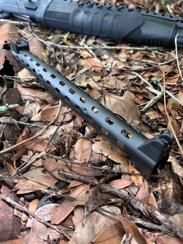 Mossberg 500 - (scratched!),
