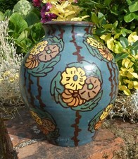 Vase de SAVOIE signé E