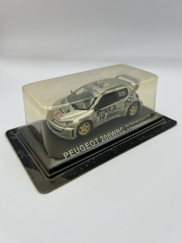 R572 voiture miniature atlas - r572,