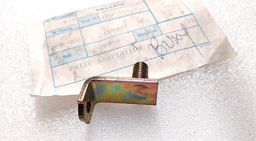 Patte fixation oem peugeot - patte,