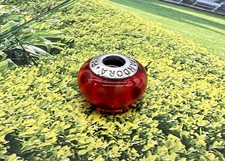 Charm Pandora murano rouge à