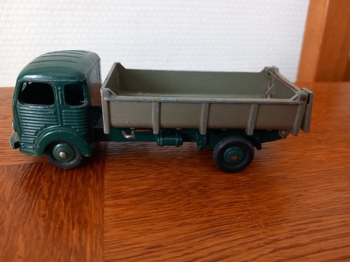 Dinky toys simca cargo - simca, 33b