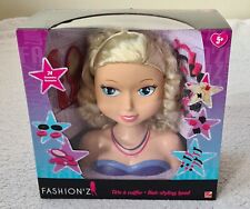 Tête à coiffer blonde Fashion'z. Neuve dans la boîte d'origine