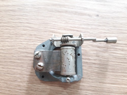 Ancien mécanisme boite à - de,