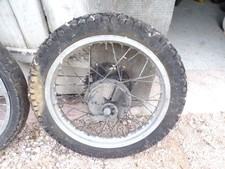 Yamaha 250 XT roue arrière avant pneu HS 14825