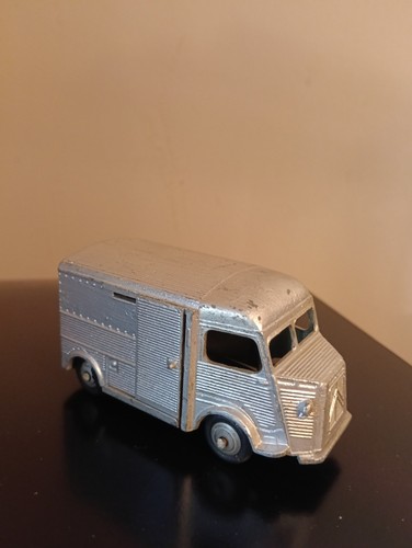 Estafette 1200 25c dinky - estafette,