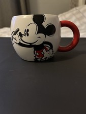 Disney Store Exclusive Mickey Mouse Barrel Mug White Red Cup Tea Coffee