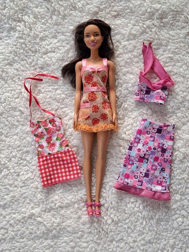 Barbie brune avec tenues - brune,