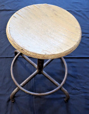 Ancien siège métier tabouret