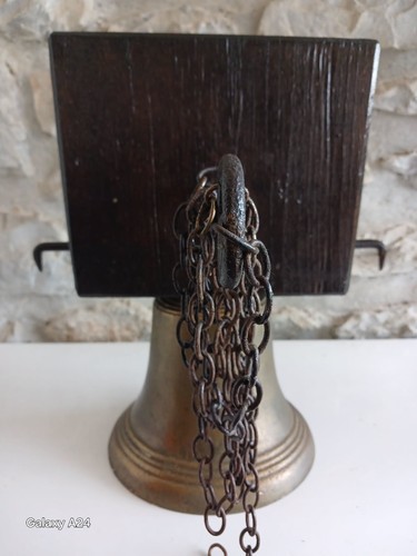Cloche bronze son joug - cloche,