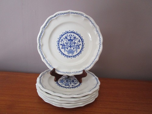 Assiettes plates blanches - plates,