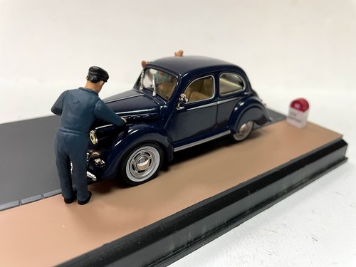 Panhard dyna route - x, bleue
