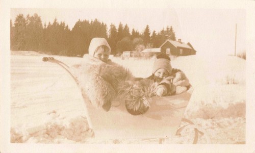 Old photograph children - old,