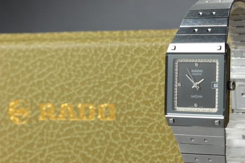 Montre quartz carrée - à,