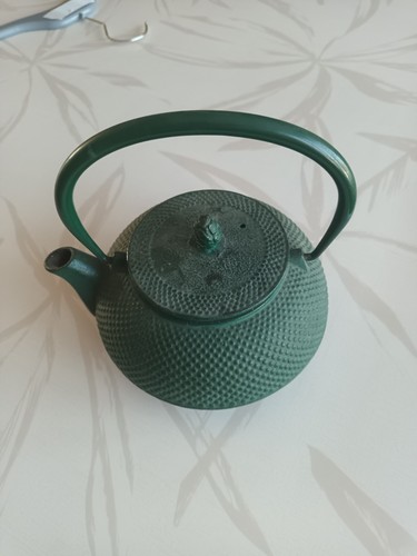 Theiere chinoise neuve fonte - neuve,