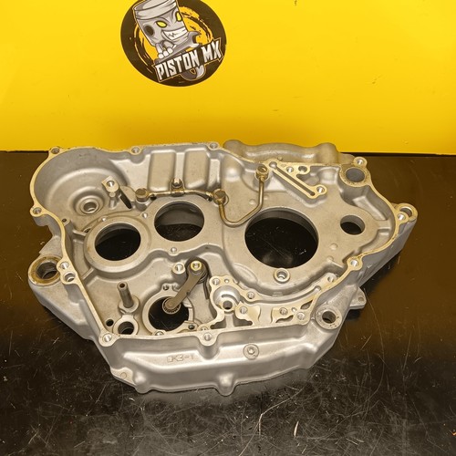 Carter moteur droit - moteur, kawasaki