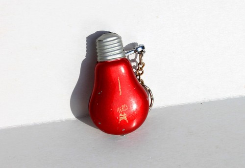 Rare ancien briquet - rare,