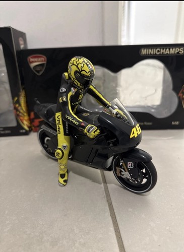 Ducati gp11 rossi minichamps - gp11,