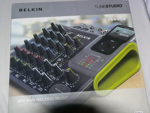 Belkin tune studio table - belkin,