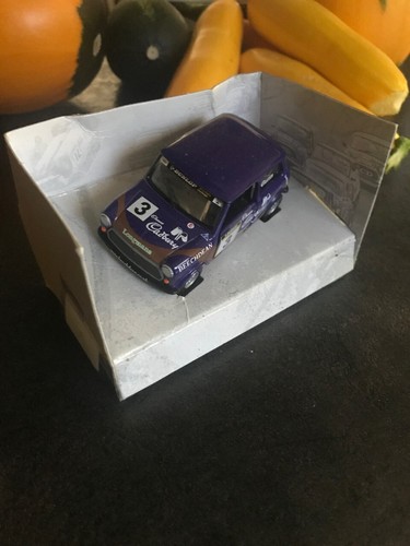 Corgi toys austin mini - austin,