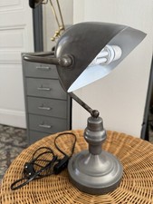 Très jolie lampe art déco métal peint et métal chromé pour bureau ou notaire
