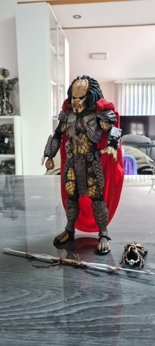 Figurine neca avp - 🤖,