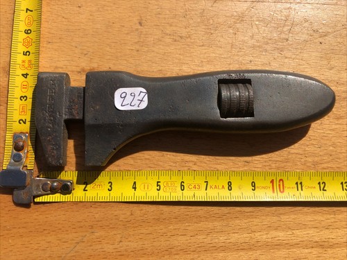 127 old tool - (n°127, outil