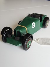 Michel Aroutcheff – Aston