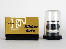 Objectif Nikon Nikkor-P -