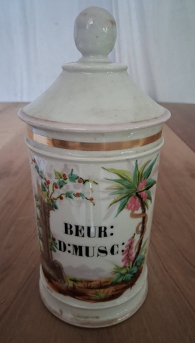 Pot pharmacie porcelaine - pot,