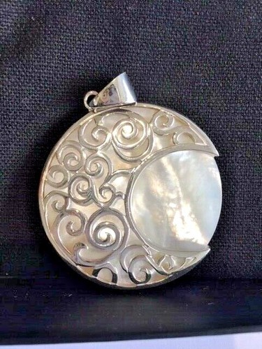 Pendentif nacre blanc - pendentif,