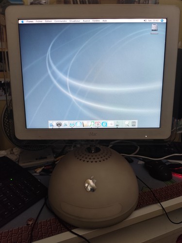 Imac 700 mhz - g4,
