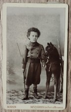 Photo CDV Enfant cheval fusil cravache Jouet MARIN MAIDIĖRES Les Pont-à-Mousson 