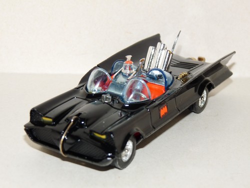 Corgi toys batmobile 267 - toys,