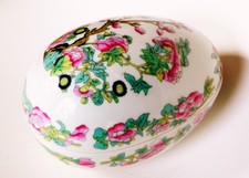  LARGE VINTAGE LIMOGES "FAMILLE ROSE" PORCELAIN EGG BOX