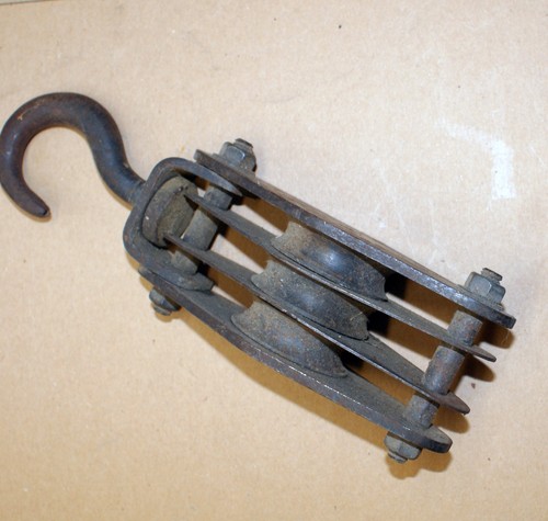 Ancienne grande poulie - , de
