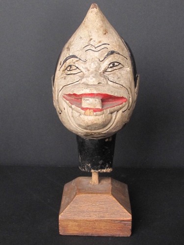 Ancienne tête marionnette - de,