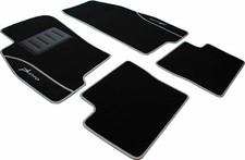 Tapis Moquette Avec Broderies