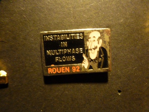 Pin etudiant faluche - pin's,