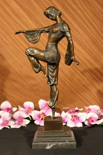 Sculpture bronze signée - en,