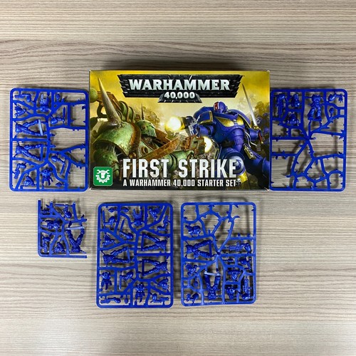 Warhammer 000 first strike - 40,000,
