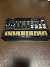 Synthétiseur séquenceur Korg