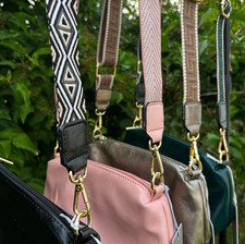 lot revendeurs sac à main bandoulière fantaisie Inès Delaure 4 pièces neuf