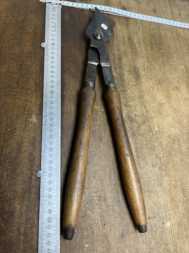 Outil ancien vigneron vigne - outil,