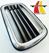 BMW E24 635CSI 633CSI M6 Right Kidney Grill W/ Seal 1843528
