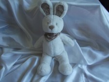 Doudou lapin blanc, bandana