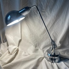 Ancienne lampe d’atelier