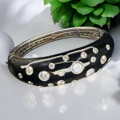 Bracelet jonc large una - large, storia